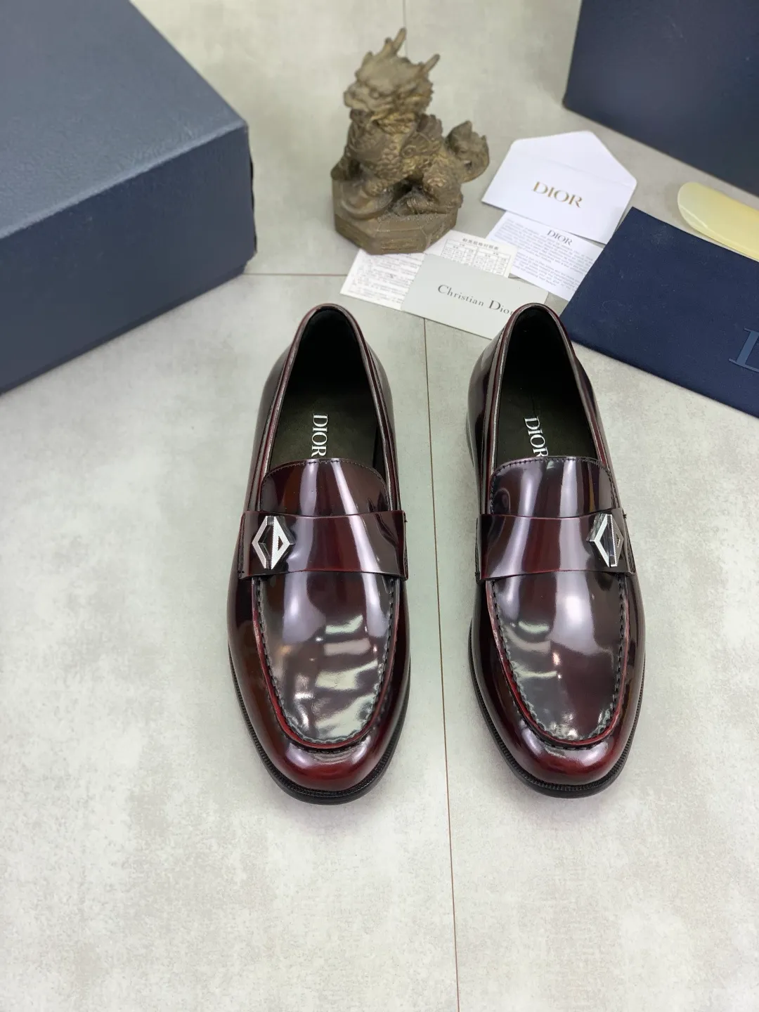 Men's men's shoes 💰P560 new style 💰high version 💎💎💎Dior original version! Top Italian purchasing agent! Men's business casual leather shoes, original imported open-edge beaded calfskin upper, ultimate texture, gentlemanly style, imported water-dyed cowhide inside, top-quality original Italian rubber outsole, first-class workmanship, top quality! Size: 39-44 (45 customized) 4️⃣ colors available